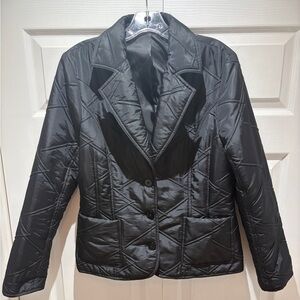 Dalia size 8, lightweight quilted puffer jacket